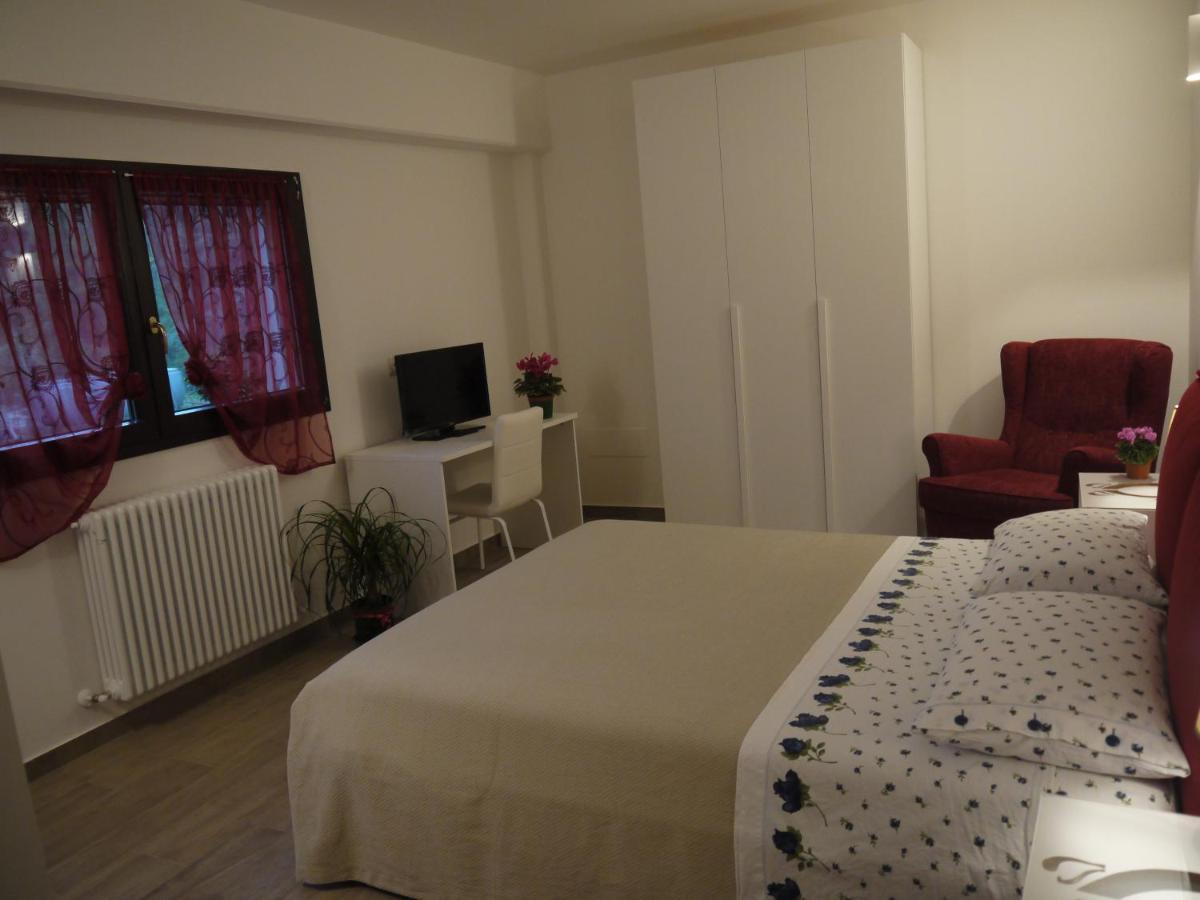 Montefiore Conca"Cara Pace" In Collina Per Famiglie住宿加早餐旅馆 外观 照片