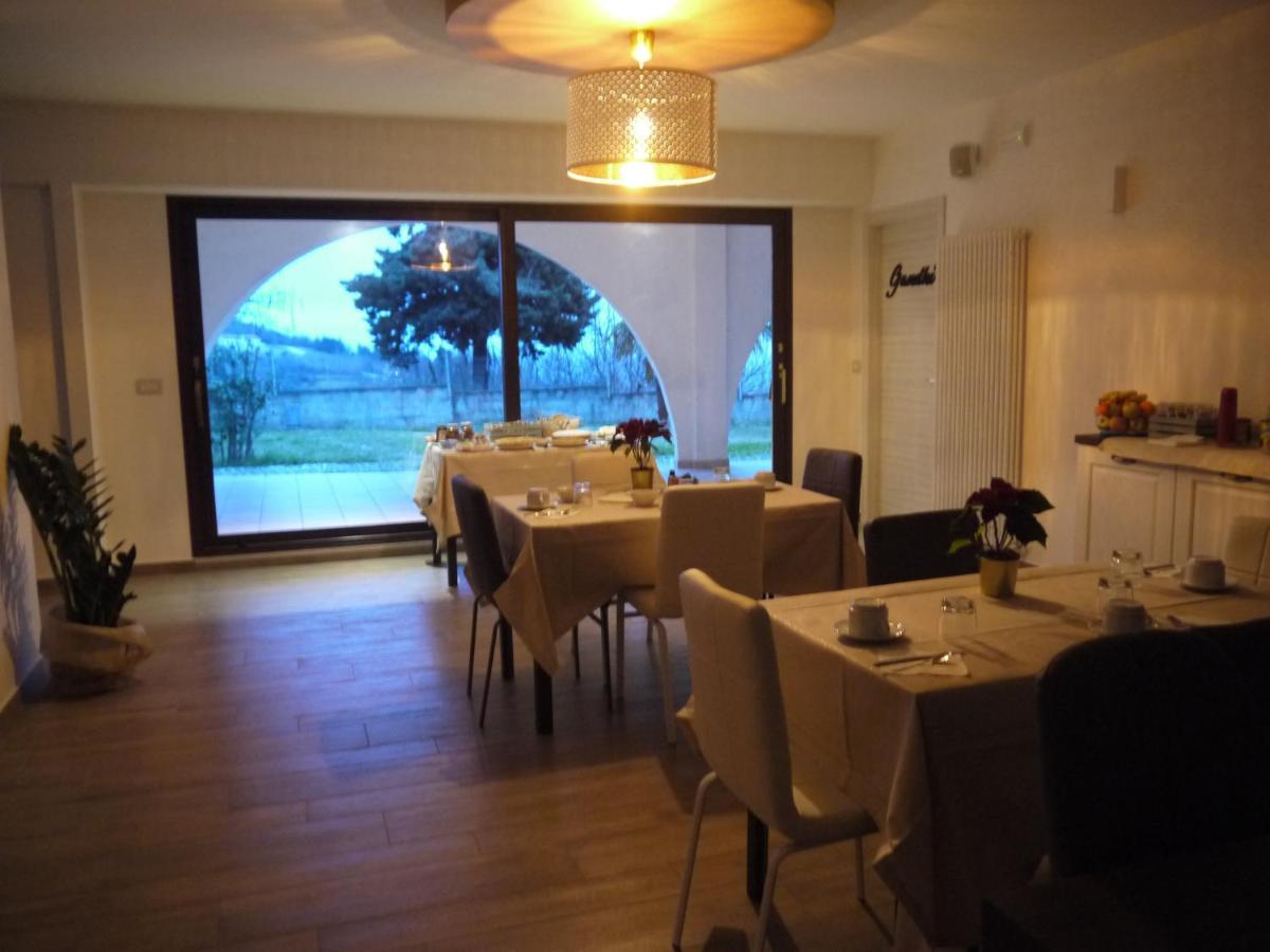 Montefiore Conca"Cara Pace" In Collina Per Famiglie住宿加早餐旅馆 外观 照片