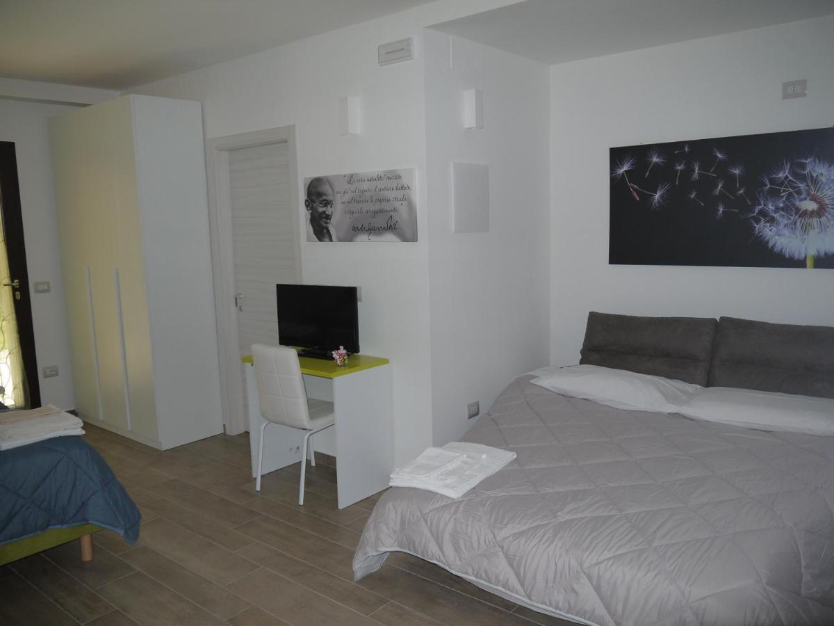 Montefiore Conca"Cara Pace" In Collina Per Famiglie住宿加早餐旅馆 外观 照片
