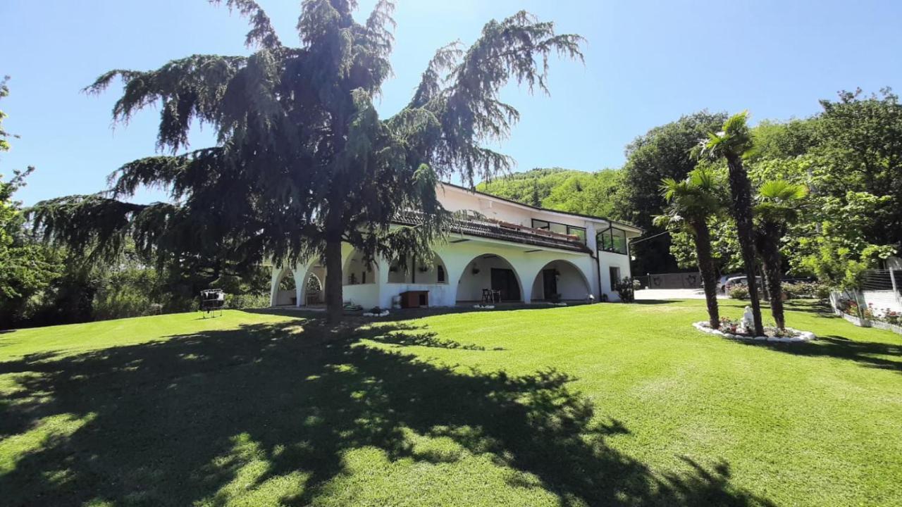 Montefiore Conca"Cara Pace" In Collina Per Famiglie住宿加早餐旅馆 外观 照片